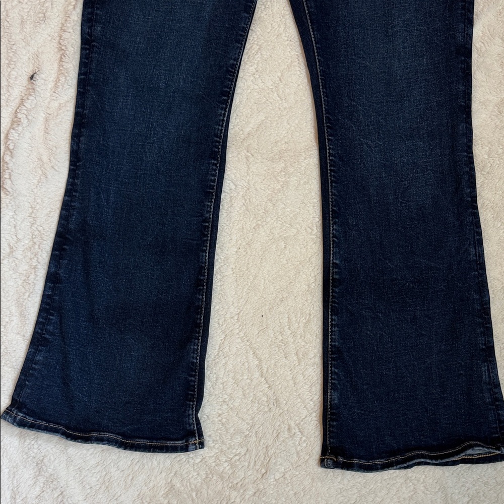 American Eagle Kick Boot Jeans Dark Wash Flap Pocket Bootcut Size 8 Short - Picture 3 of 8